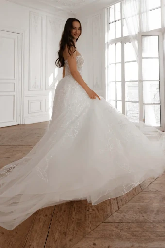 Blum Olivia Bottega #1 thumbnail